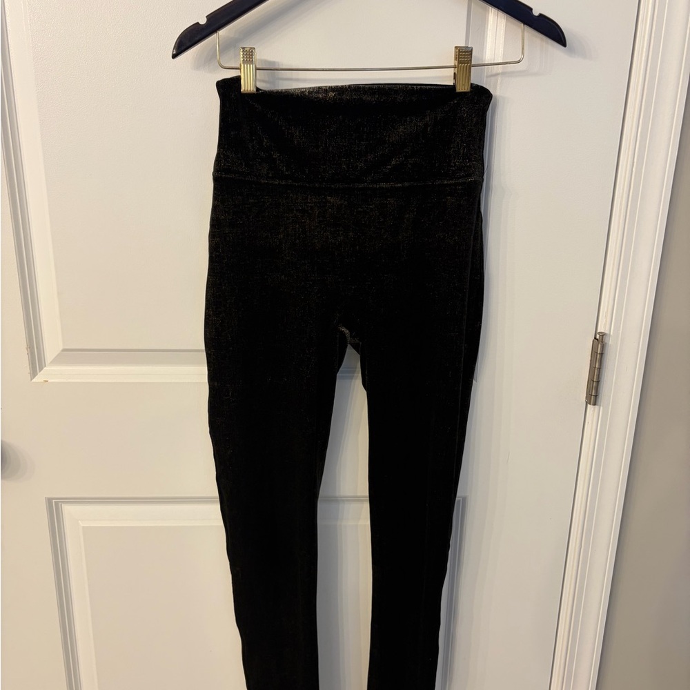 SPANX Black Leggings with Red Tag